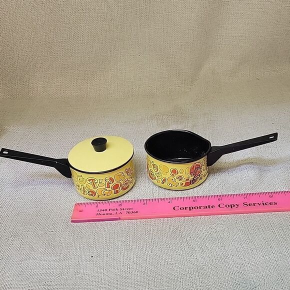 VTG 70's Chilton Aluminum Specialty USA Play Pots, Pans Teapots Plastic Cups - Picture 4 of 7